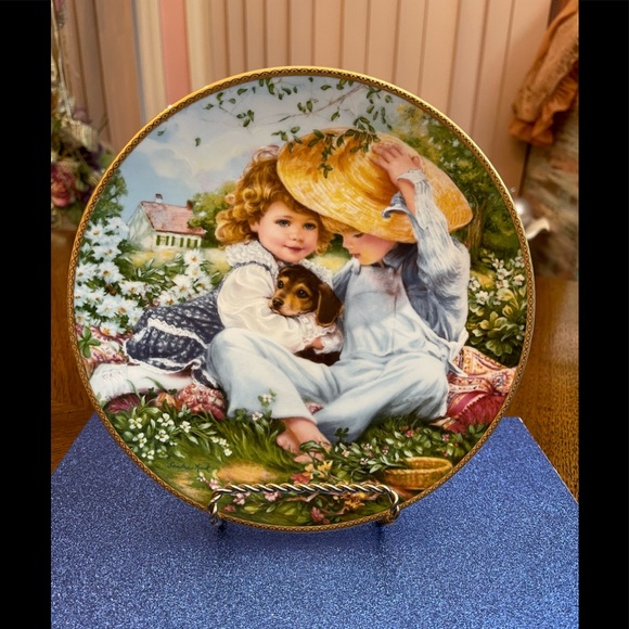 Vintage Collector Plate - Picture 9 of 11